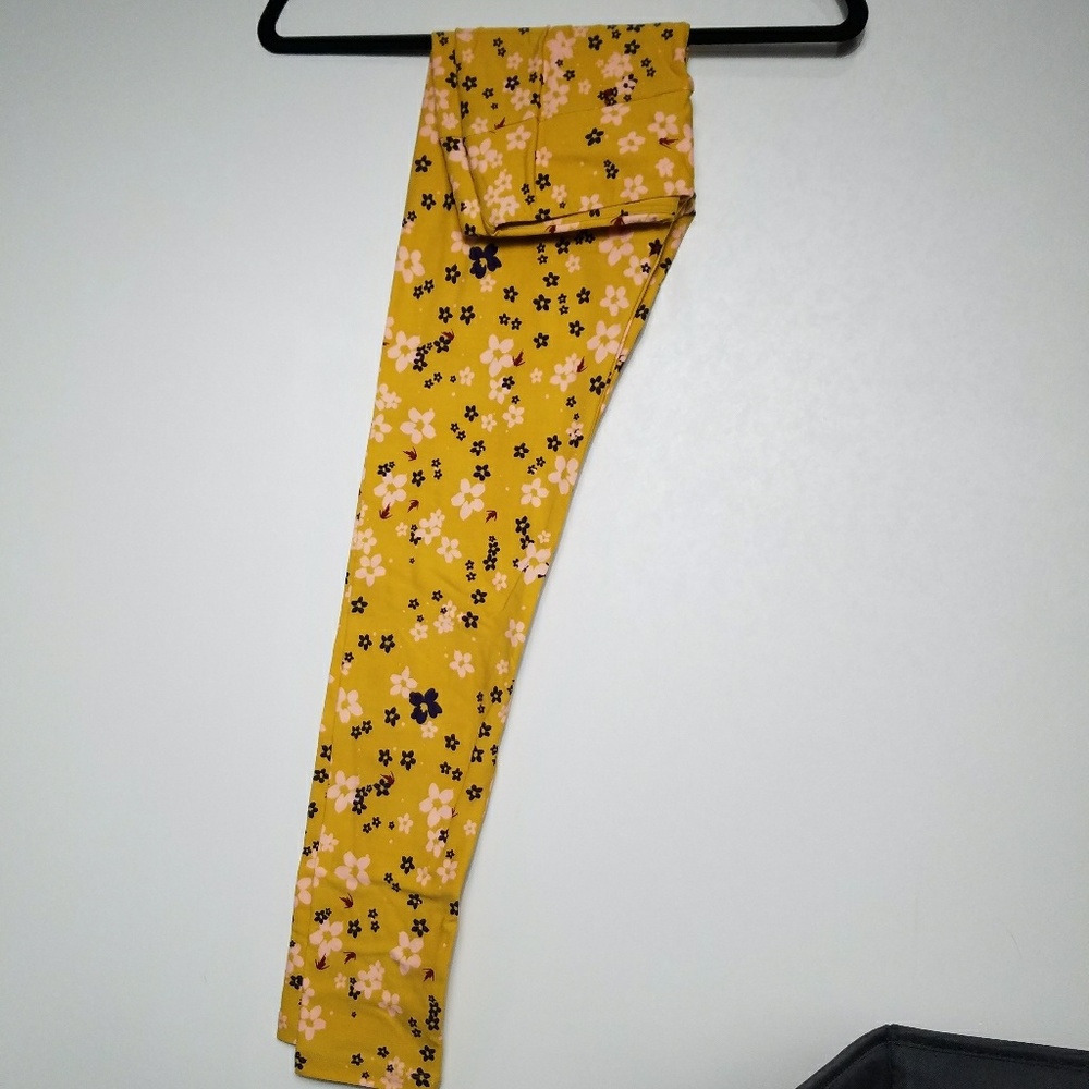 LuLaRoe Leggings One Size daisies